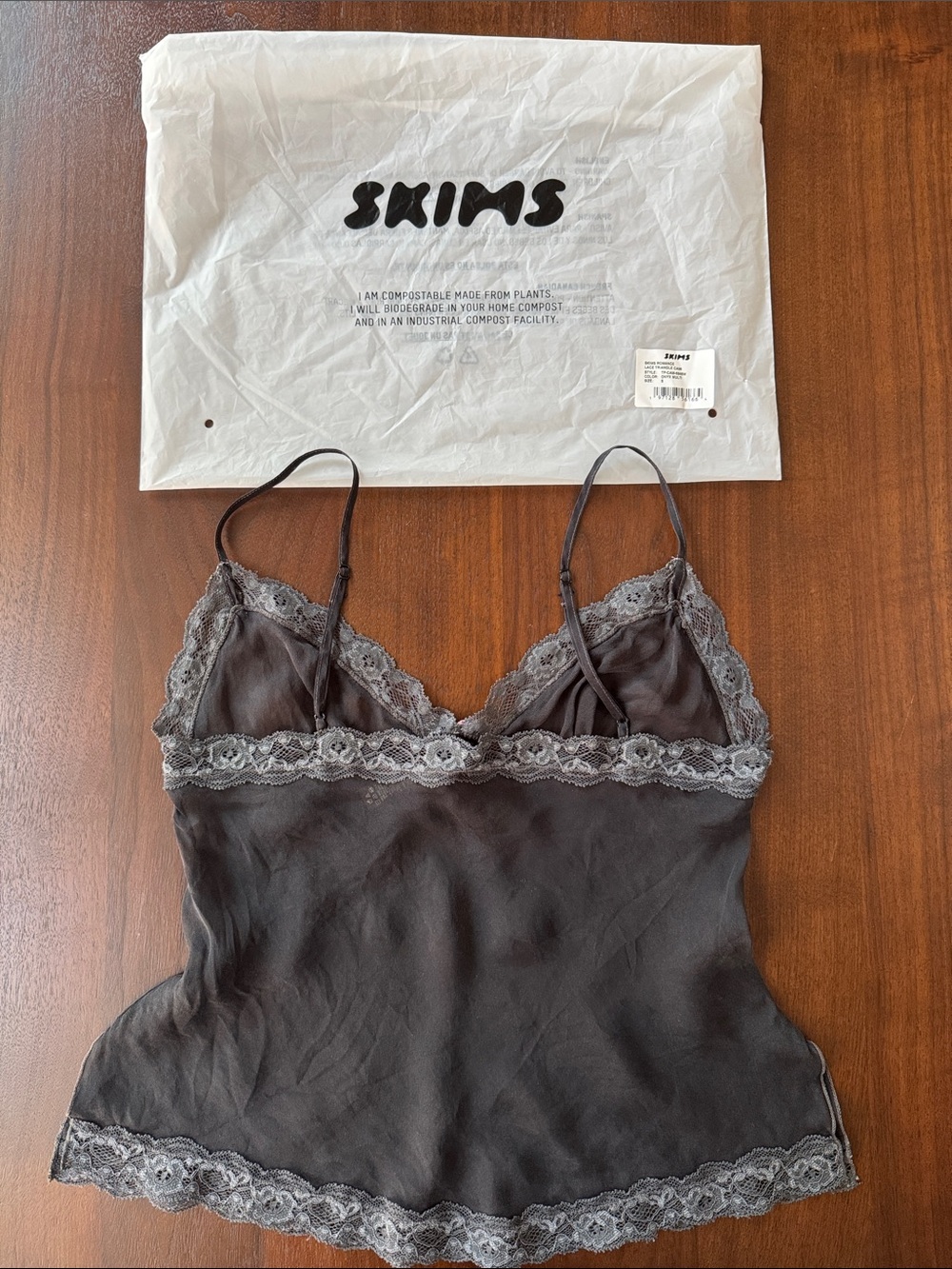 SKIMS 100% SILK ROMANCE LACE TRIANGLE CAMI CAMISOLE ONYX MULTI S TP-CAM-6946W - Picture 10 of 16